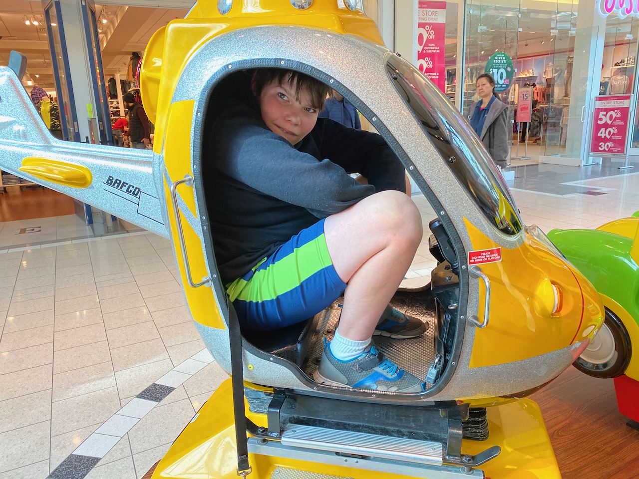 2019-12-06-holiday-happenings-2019-15 photo